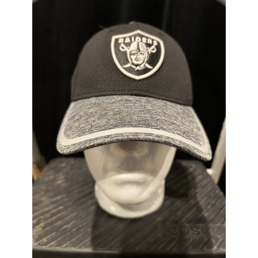 Raiders New Era NFL Stretch Fit Performance Hat  Black Gray Reflective Brim